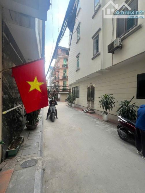 BÁN NHÀ PHỐ PHẠM THẬN DUẬT - PHÂN LÔ, Ô TÔ VÀO NHÀ - MẶT TIỀN 4M - 50M2 – 17.5 TỶ. - 3
