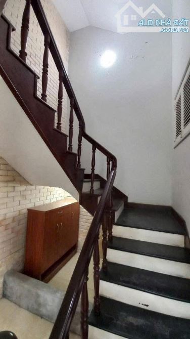 BÁN NHÀ Ngõ Thịnh Hào 1, Đống Đa,Ngõ Thông DT 108m, 4 Tầng, MT 4,2m🧧🧧 21,9 tỷ - 3