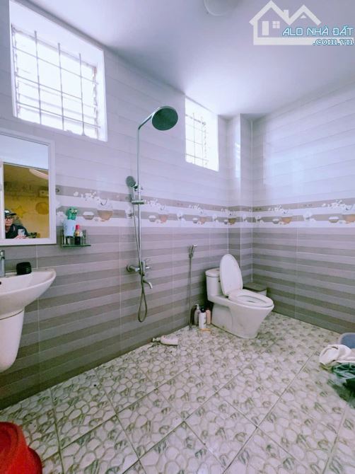NP413 Bán nhà 2 lầu mặt tiền Phùng Hưng Ngã 3 Thái Lan Tam Phước Tp.Biên Hoà .Giá chỉ 7tỉ - 3