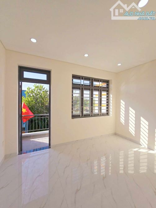 Bán NR 3PN, 3WC giá bank đường Nguyễn Duy Trinh, Trường Thạnh, TP. Thủ Đức - 3