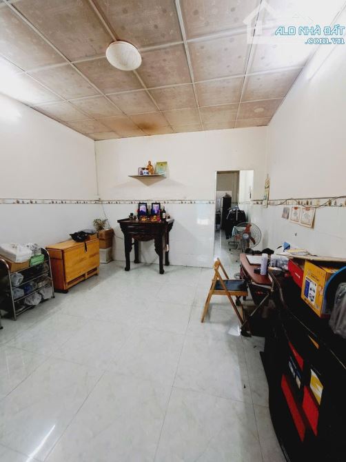 🏠Quốc Lộ 1A ,Tân Tạo A, Bình Tân. DT 4 x 20, Sổ CN 61m² Giá 3,9 tỷ bớt lộc.  MT TRƯỚC SAU - 3