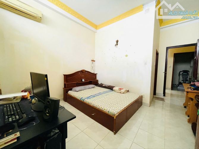 Nhà Tốt Bình Thạnh - Gần Q.1- 4 Tầng BTCT, 48m2- Ngang 4,4m nở hậu- hẻm thông - 6.25 tỷ - 3