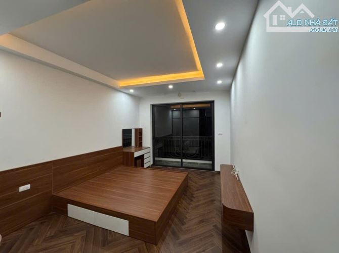 BÁN GẤP: NHÀ ĐẸP 4 TẦNG TRẦN KHÁT CHÂN, SỔ ĐỎ ĐẸP 34M; 6,2 TỶ - 3