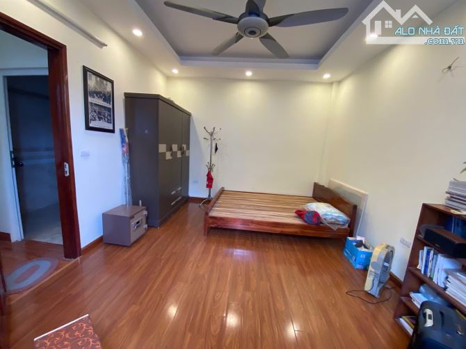 Siêu phẩm Đào Tấn Ba Đình 37m2 *5T đã quay trở lại, 15m ra oto tránh giá cực mềm . - 3