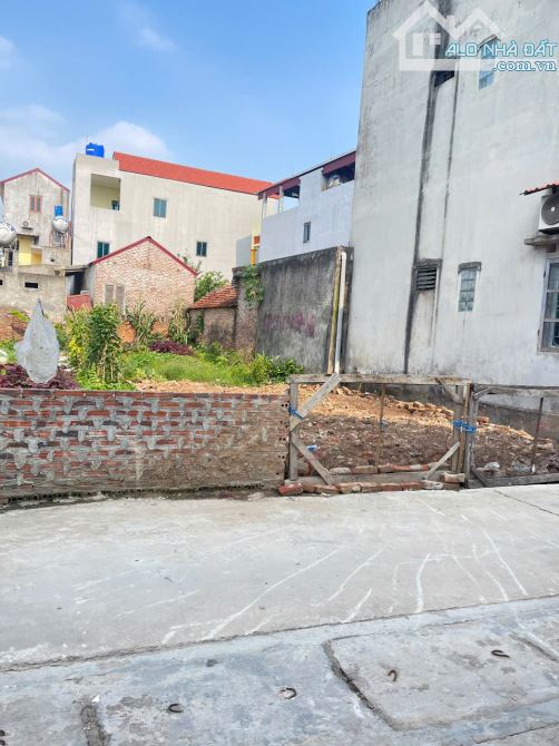 Bán 97m2 đất mặt tiền 4,47m, đường 2 ô tô tránh, gần trường học, vành đai 4 kinh doanh. - 3