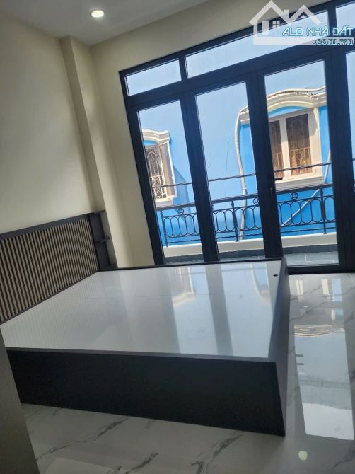 Bán nhà Trần Xuân Soạn quận 7 - 44m2 - 4x11m - chỉ 5.9 tỷ công nhận đủ sổ hồng riêng  . - 3