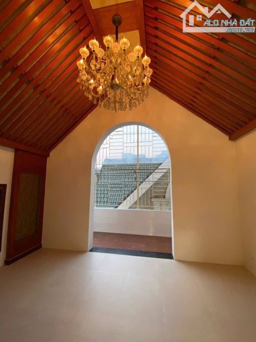 Biệt Thự  KĐT Mỹ Đình - Từ Liêm -Lô Góc -2 Mặt Tiền - 3Thoáng - ÔTô -176M x5T Giá 125 Tỷ - 3