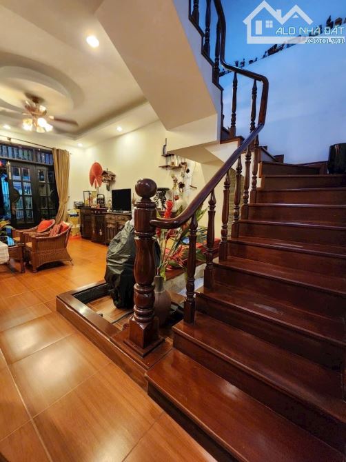 Bán villa 2 mặt tiền đường lớn 16m khu biệt thự VIP ven sông Đặng Thùy Trầm 4 tầng 190m2 - 3