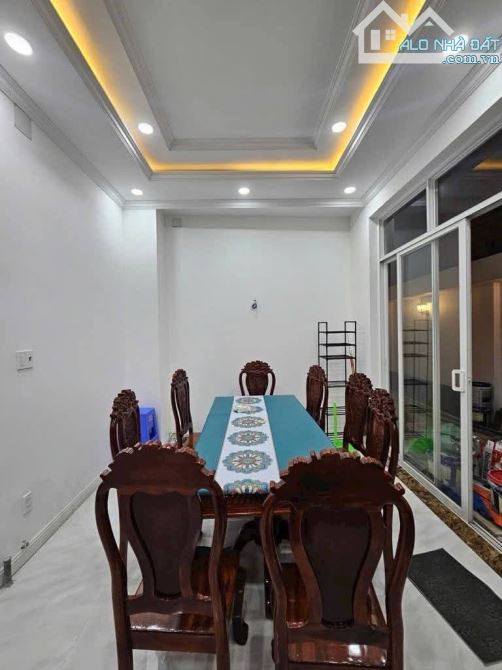 Bán biệt thự hẻm 6m Trịnh Đình Trọng Tân Phú 8x19.5m đúc 3 lầu ST (trang bị thang máy) - 6