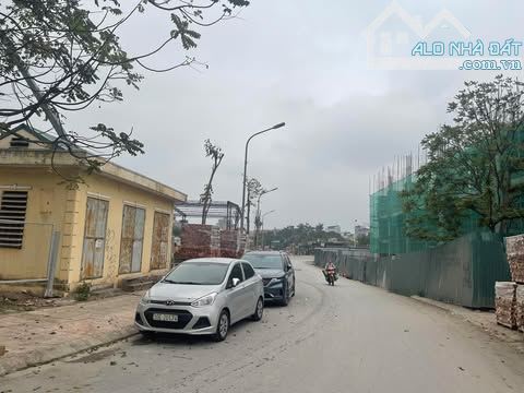 BÁN NHÀ C4 PHỐ SÀI ĐỒNG 198M-9MT.29.9 TỶ ĐẤT ĐẸP NỞ HẬU - MỘT NHÀ RA PHỐ - 4