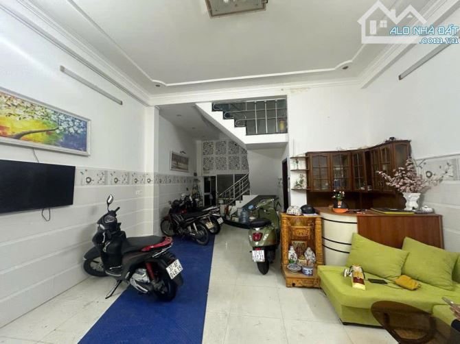 NHÀ 4 TẦNG CĂN HỘ DỊCH VỤ ĐẤT 75M2 – TT HẢI CHÂU – GIÁ RẺ CHỈ HƠN 7 TỶ - 4
