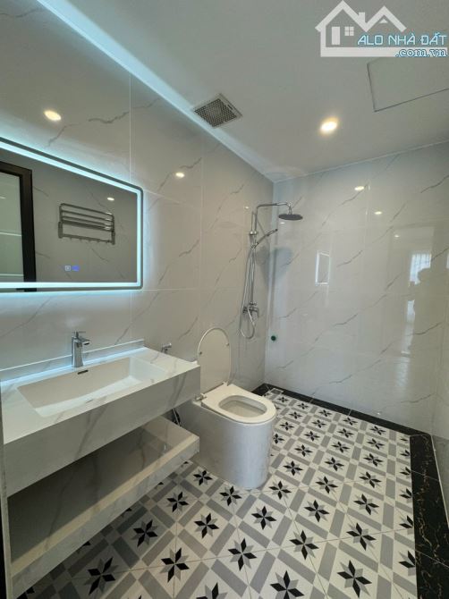 Thạch bàn chỉ 7,05Tỷ-  sở hữu ngay nhà 6tầng, gara ôtô, ngõ thông -đường rộng  thoáng - 4