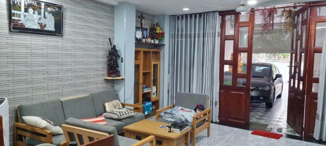 Nhà mặt tiền Võ Thị Phải , Quận 12 , sát bên Gò Vấp - 4