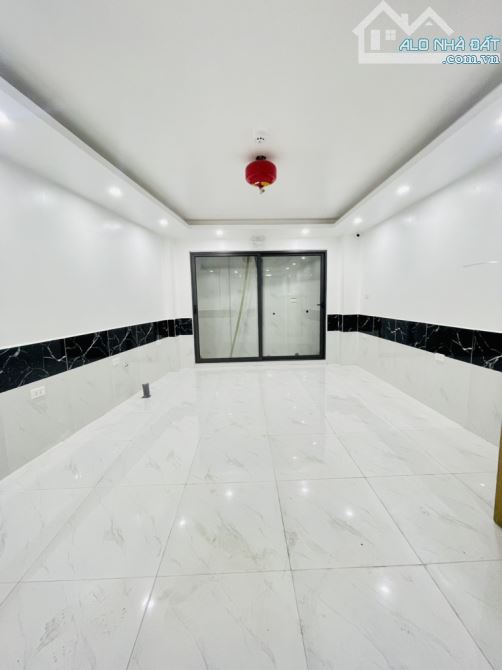 Bán chung cư MINI  Minh Khai, 65m, 7 tầng, 12 phòng full, ngõ thông kinh doanh, 2 thoáng - 4