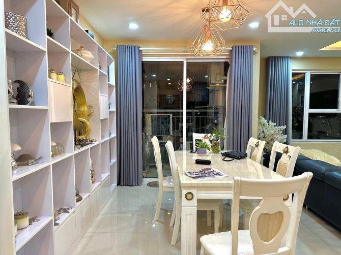 Cho thuê Căn hộ cao cấp Galaxy 9 Quận 4 - Diện tích gần 100m2. Để lại full nội thất - 4