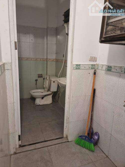 Cần cho thuê nhà riêng ngõ 72 Đê Quai - P. Tứ Liên - Tây Hồ - Hà Nội 42m2x2T, giá 7.5tr/th - 4