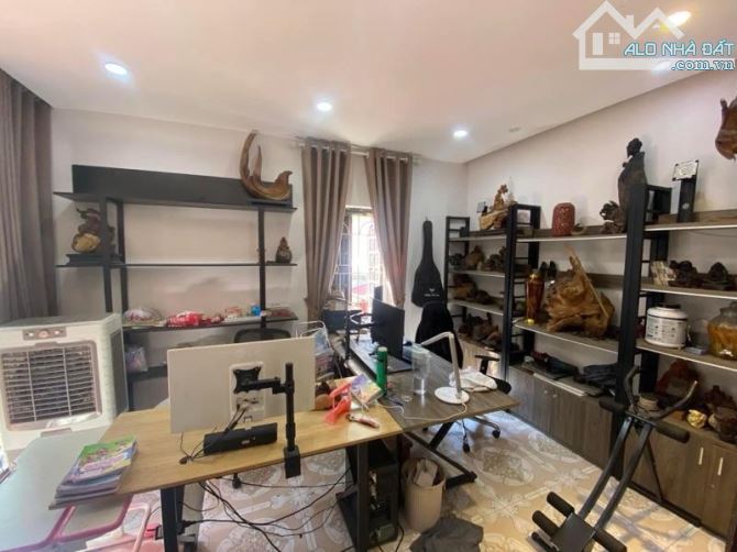 Cần bán nhà đường Nguyễn Trãi - NHÀ SIÊU ĐẸP CỦA KIẾN TRÚC SƯ THIẾT KẾ Ở  HIẾM CÓ - 4