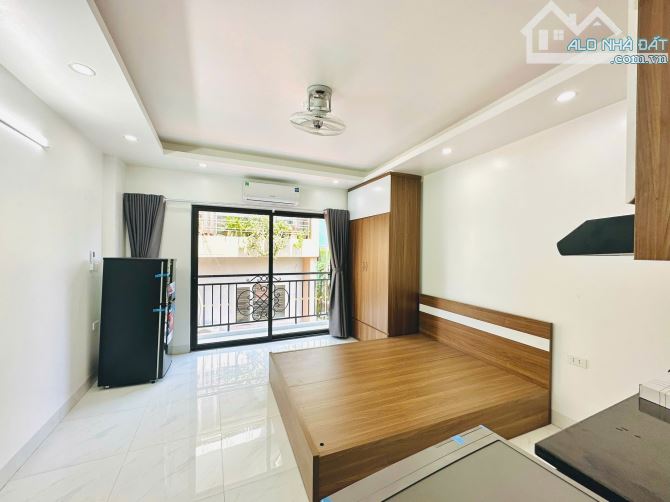 Bán căn hộ DV ngõ 254 Minh Khai, DT 65m, 7 tầng, MT 4.2m, giá 18.5 tỷ, ngõ oto.