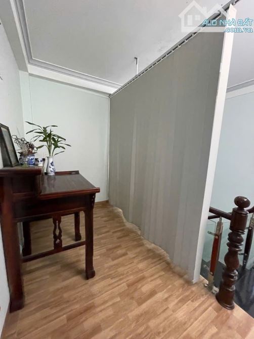 Nhà cấp 4 tặng lô đất đường VƯỜN LÀI phường AN PHÚ ĐÔNG Q12, dt 100m²(5mx20m). Hẻm 5m 💰 5 - 5