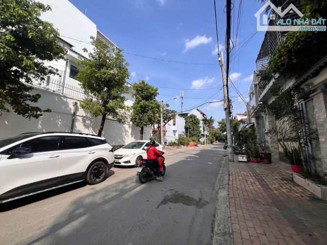 Bán căn nhà 6,5 x 21 ngay Hoàng Diệu 2 TĐ Gía chỉ 10,5 tỷ - 5