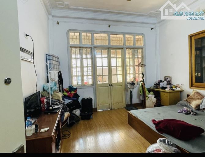 VIP CHÙA BỘC 107m2, 5 tầng - Nở hậu - Vị trí đắc địa - KD đỉnh - 5