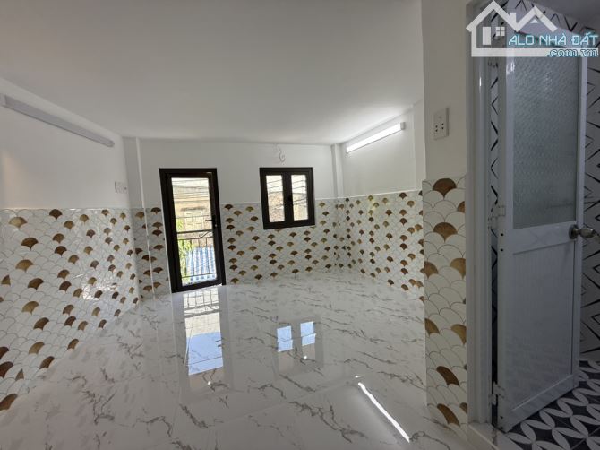 Bán nhà HXT Phan Anh, gần Tân Hòa Đông, Giáp Tân Phú, 19m2 - 3.2x6 - 3 tầng, chỉ hơn 2 tỷ. - 5