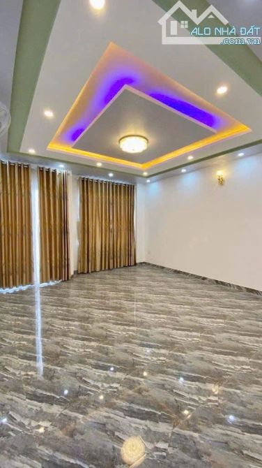 NHÀ 4 TẦNG THẠNH LỘC 13/ phường THẠNH LỘC Q12 ,dt 70m2( 5,2mx14m)hẻm 8m 💵6,65tỷ. - 5