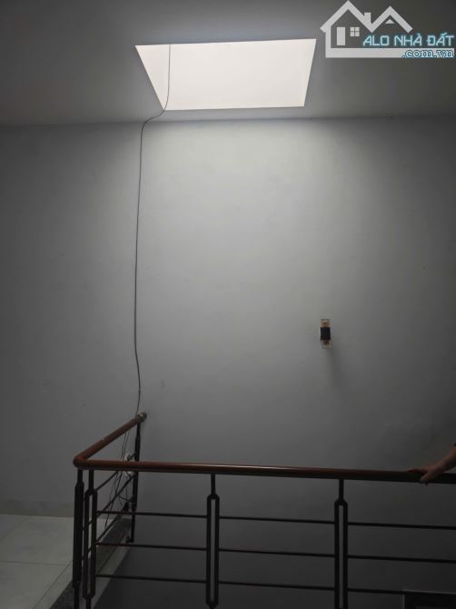 Nhà kiệt kiên cố đường TRẦN XUÂN LÊ thông CÙ CHÍNH LAN - vị trí đẹp . - 6