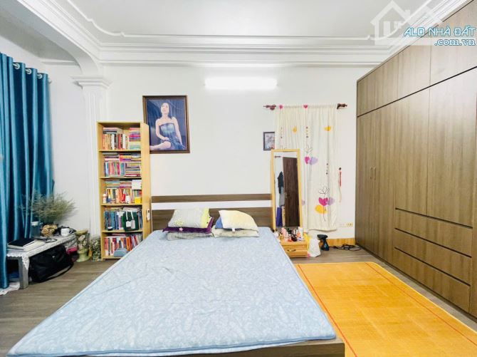 BÁN NHÀ MẶT ĐƯỜNG GIẢI PHÓNG. GARA Ô TÔ. KINH DOANH. 57M2 - 5 TẦNG, NHỈNH 10 TỶ. - 6