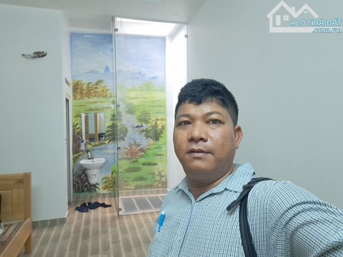 TP.Dĩ An- 62m2- 4.2T- 3 Tầng- Đường nhựa 10m- Sổ hồng riêng - 6