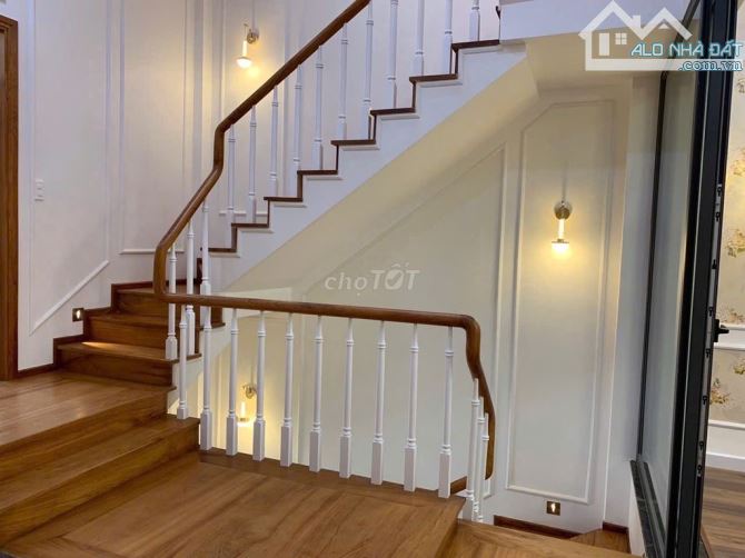CẦN TIỀN LÀM ĂN BÁN GẤP NHÀ NGAY ĐƯỜNG PASTEUR, QUẬN 1-GIÁ NGỘP 5TỶ720/ 5x12,4M-62M2, SHR - 6