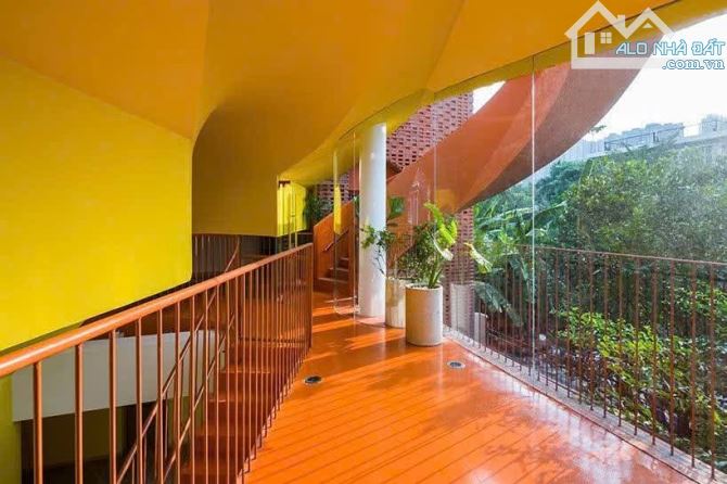 Bán siêu phẩm biệt thự 2 MT khu Trần Não Q.2 - 17x24m 3 tầng HĐT 150tr giá 95 tỷ. - 6