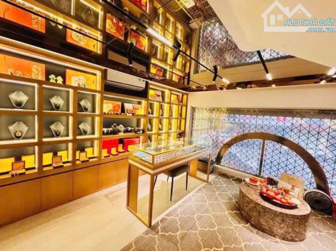 Đẹp Hơn Mặt Phố, Ngõ 10 Nguyễn Văn Huyên – Phân Lô, Bộ Công An 65m2, Gần Công Viên 23 tỷ - 7