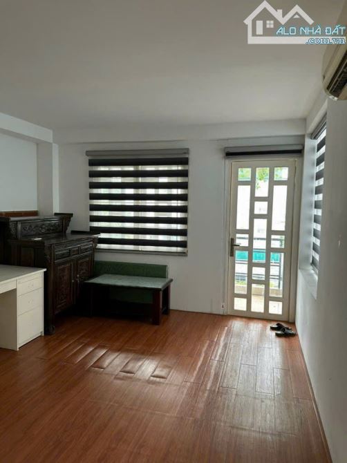 Nhà Đẹp 4 Tầng,Mặt Tiền KD 8m đường số,P.Tân Kiểng,Quận 7,64m. 9 Tỷ x - 7