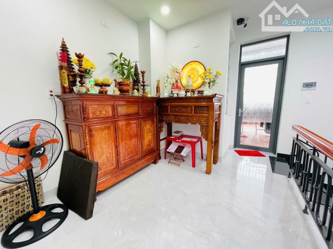Nhà vườn 224m2 gần bờ kè sông cái nha trang rộng rãi mát mẻ giá chỉ 5ty5 - 7