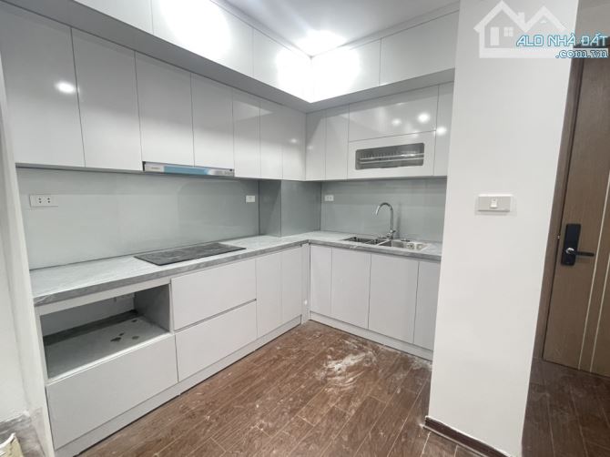 Bán căn 3 ngủ 85m3 Full nội thất tại toà Cowa 199 Hồ Tùng Mậu, Cầu Diễn, Nam Từ Liêm - 8
