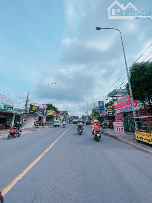 NP413 Bán nhà 2 lầu mặt tiền Phùng Hưng Ngã 3 Thái Lan Tam Phước Tp.Biên Hoà .Giá chỉ 7tỉ - 8