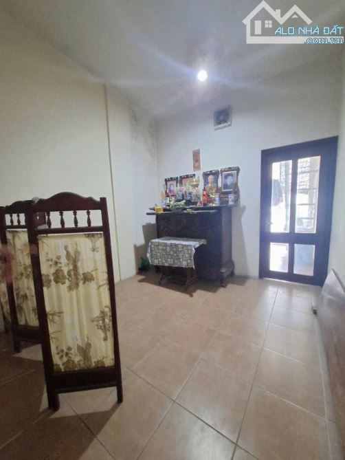 Pháo Đài Láng - Phân lô - Mặt ngõ ô tô - Phía sau là vườn hoa - Gần phố - Ở sướng - 8