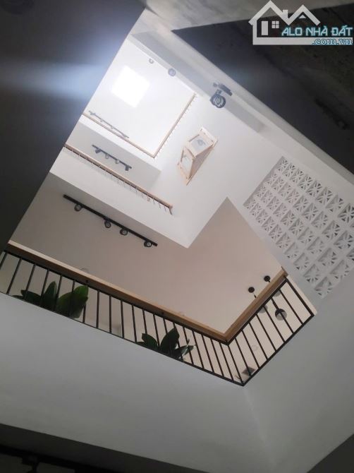 Bán nhà 4 tầng TĐC Đất Lành xây ở tâm huyết đường nhựa 10m - 8