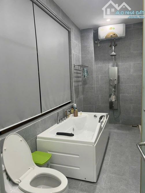 🌹 Cho thuê biệt thự 3 tầng góc 2 mặt tiền đường 10m5 khu Nam Hoà Xuân - Gọi Bi - 8
