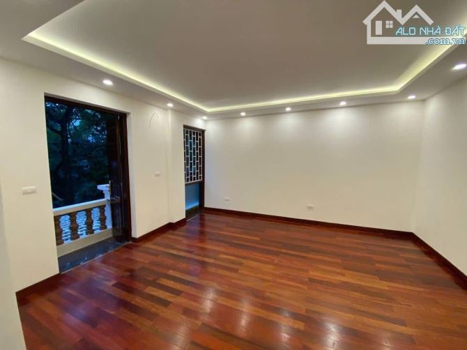 Biệt Thự  KĐT Mỹ Đình - Từ Liêm -Lô Góc -2 Mặt Tiền - 3Thoáng - ÔTô -176M x5T Giá 125 Tỷ - 8