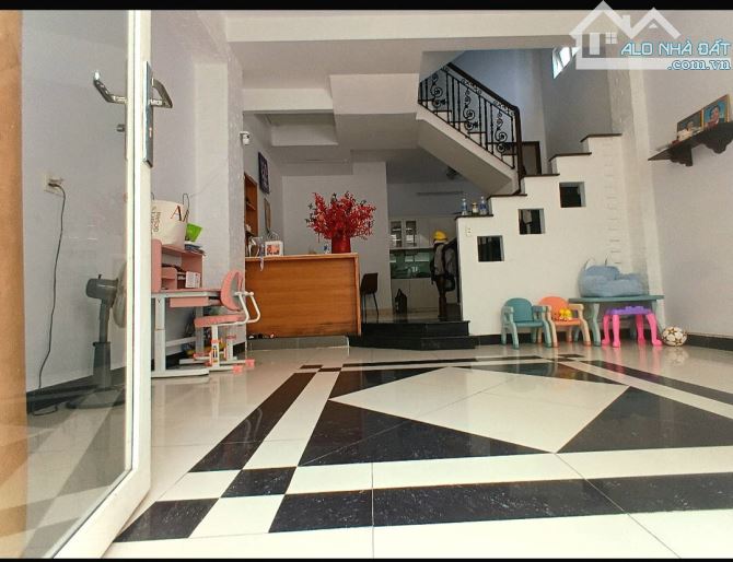 NGỘP NGÂN HÀNG BÁN GẤP TRONG THÁNG – HẺM PHAN XÍCH LONG – 53.5M² – 4 TẦNG - 8