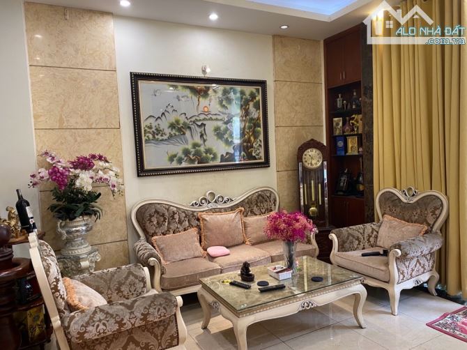 Bán Biệt thự 4 lầu đẳng cấp ngay Q.3 Lê Văn Sỹ ngang 8m 160m2 có hầm NT cao cấp 41.5 tỷ. - 8