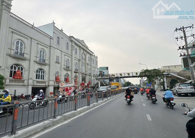 Chính chủ GỬI BÁN nhà HXT Phan Văn Trị 204m2 ngang 6m gần Cityland P.10 chỉ 21.6 tỷ. - 9