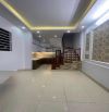 Pháo Đài Láng lô góc 2 thoáng bagac đỗ cửa tặng lại nội thất cho chủ mới