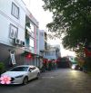 Chủ gấp bán, HXH, 100m2, dòng tiền 15tr/th. Ngay Hoàng Diệu 2.