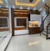 - Bán nhà đường Thuỵ Khuê, sát phố, nội thất xịn sò, 40m2, 9.3 tỷ.