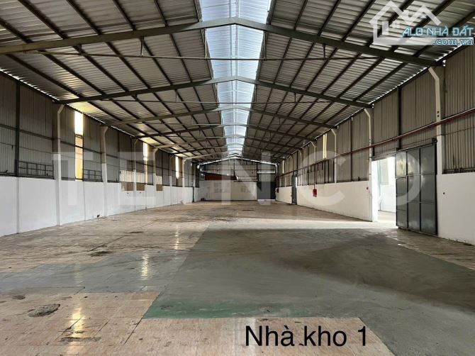 Cho thuê kho xưởng bãi 1.300m² kho xây dựng 1.000m² có PCCC và điện 3 pha, đường Quốc Lộ 1