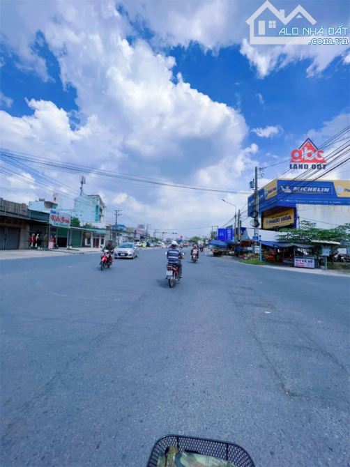 Np505 Bán nhà mặt tiền QL1A Gần 500m2 Gần GX Ngũ Phúc Hố Nai 3 Trảng Bom Đn .Giá 16 tỷ