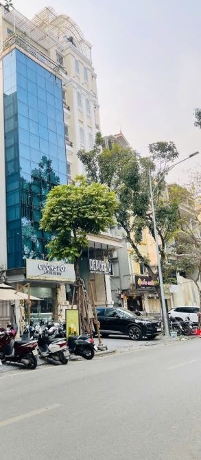 BÁN TÒA NHÀ LÔ GÓC HÀNG CÓT- HOÀN KIẾM, 110 M2, MT 11 M, GIÁ 138,8 TỶ.